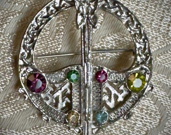 Broche celta Tara, prendedor para falda escocesa