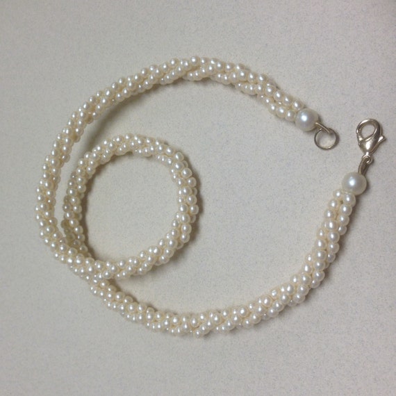 Faux Pearl Twisted Triple Strand Choker