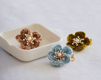 Eira - Handmade crochet flower hair clips | Knitted flower hair clips | Floral hair barrettes | Cute hair accessories for women or girls