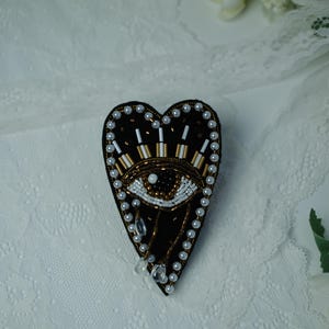 Handmade beaded heart-shaped eye patches for mysterious eyes, Suitable for coats, Bags, and Clothing，Gift for Mother