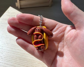 Weiner Hot Dog Schlüsselanhänger | Dumme Daschund Hot Dog Figur | "Süßer ""alberner"" Anhänger."