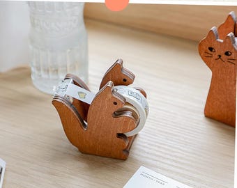 Squirrel Tape Dispenser - Wooden Tape Holder - Natural Color - Animal Tape Dispenser - Squirrel Tape Cutter