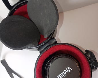 Vivitar Macro Focusing Zoom 1:4.2-5.8 70-300mm w/Tiffen 55mm Haze-1 Lens caps, vintage hard leather red fabric inside case