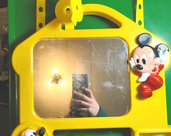 Disney Babies crib mirror and push Pluto and music plays works