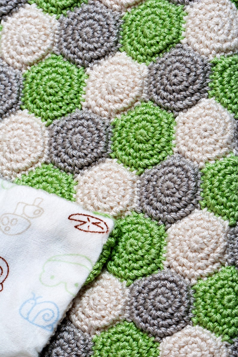 Crochet Pattern Unisex Reversible Baby Blanket PDF Instant Download image 2