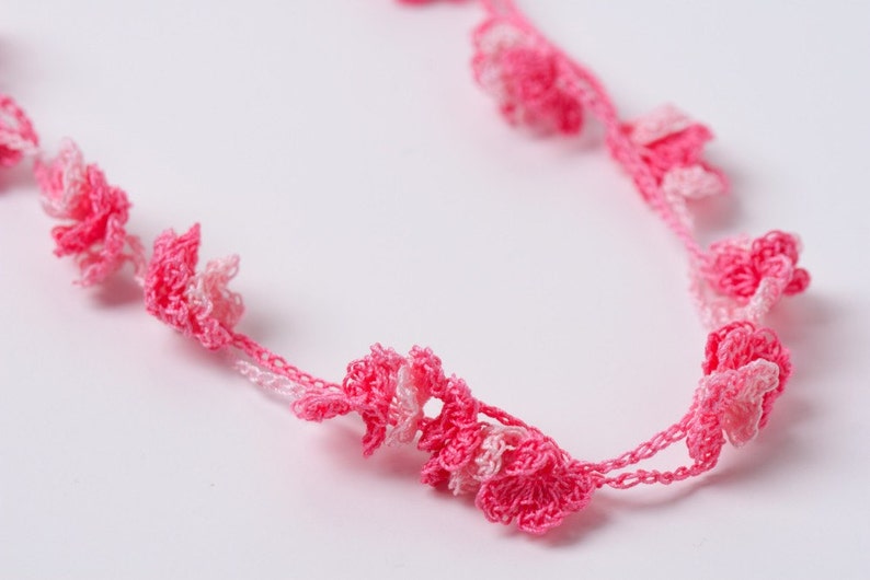 Crochet Pattern Necklace, Bracelet, Anklet Tripple Flowers PDF Instant Download zdjęcie 3