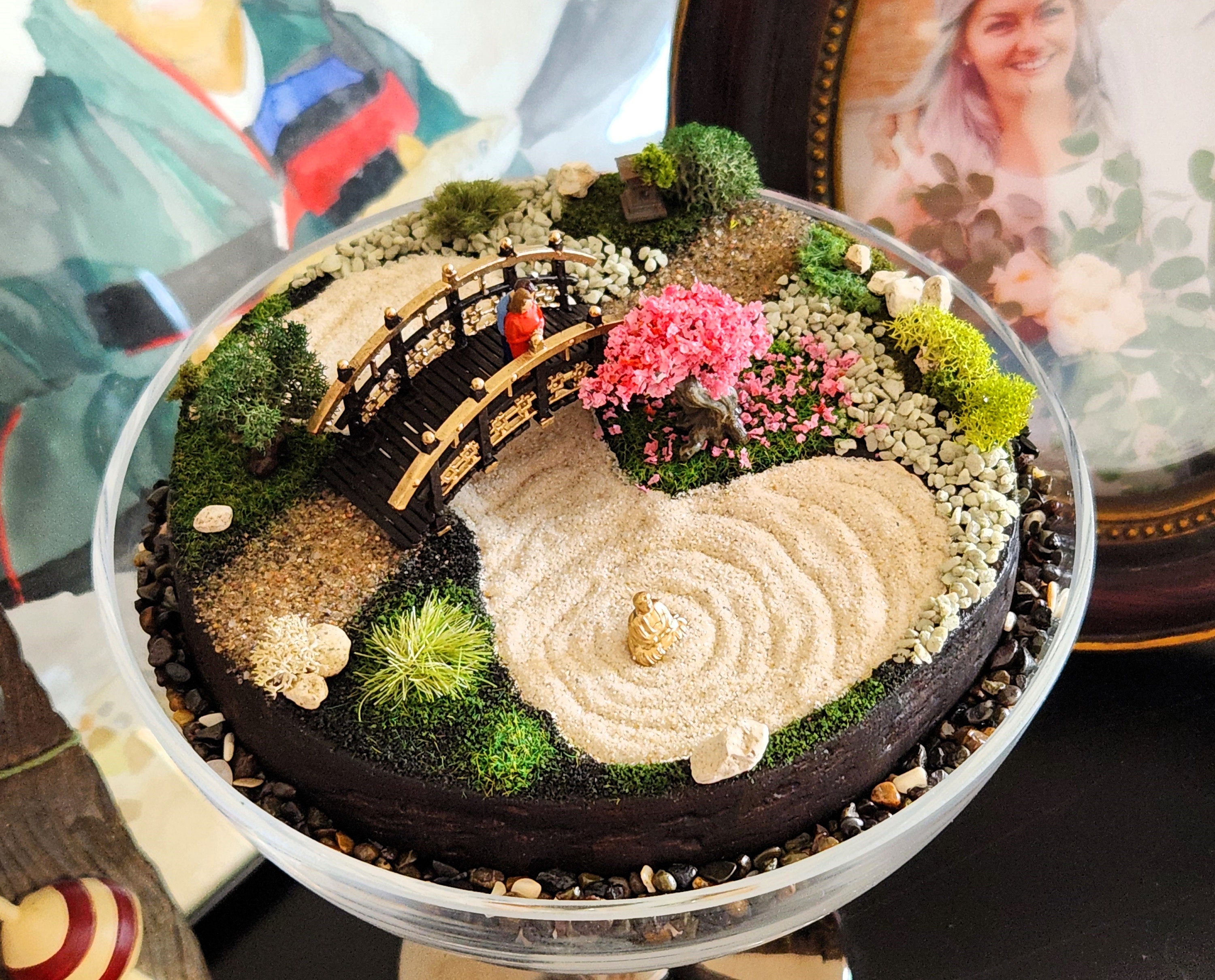 Zen Garden Diorama -- Tabletop or Desktop Jar Display of Couple in