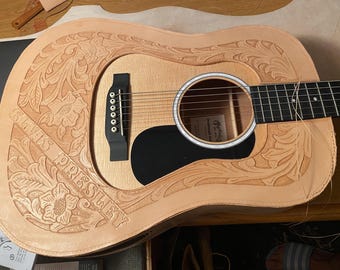 Specialdesignat Elvis '56 gitarrfodral för Martin (från 2 200)