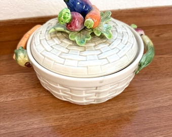 Fitz and Floyd Vegetable Tureen 1 Qt Ironstone Japan Basket Weave Lidded Dish Figural Veggie Lid Cottagecore Serving Bowl