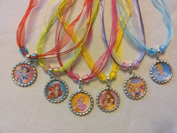 SNOW WHITE ARIEL 10 PET PALACE NECKLACES PARTY FAVORS MULAN TIANA CINDERELLA