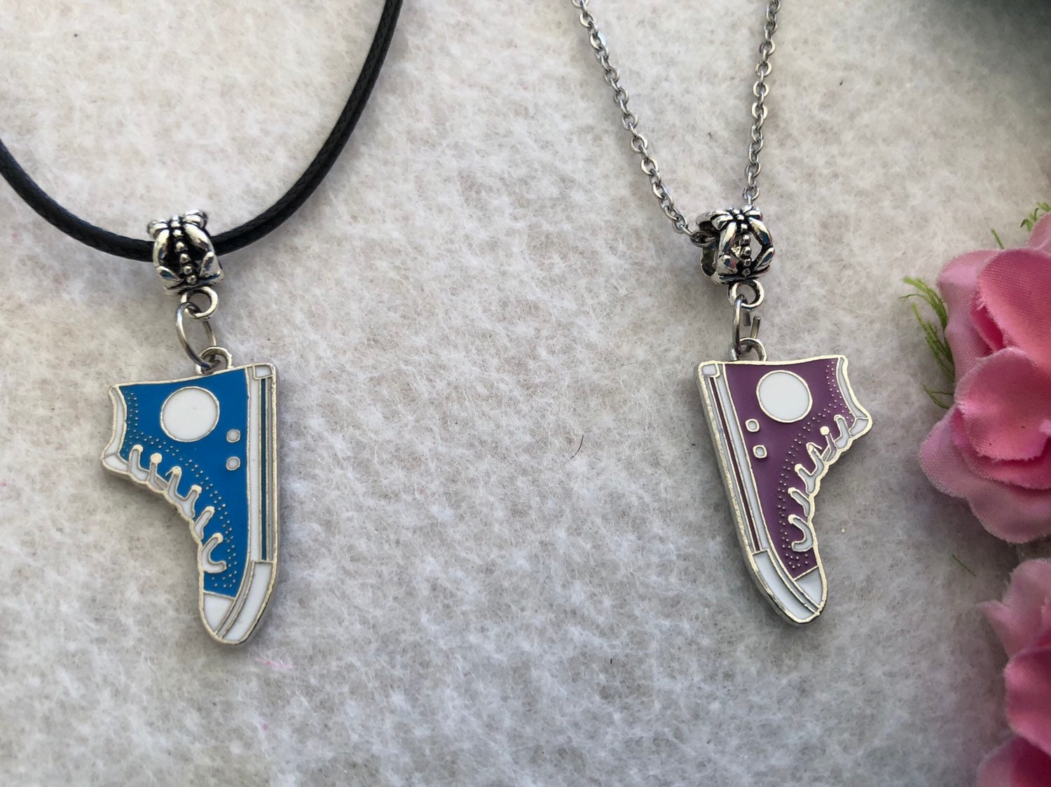 Converse shoe necklace deals