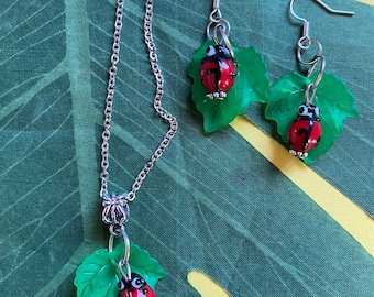 Ladybug on Leaf Set of Necklace and Earrings