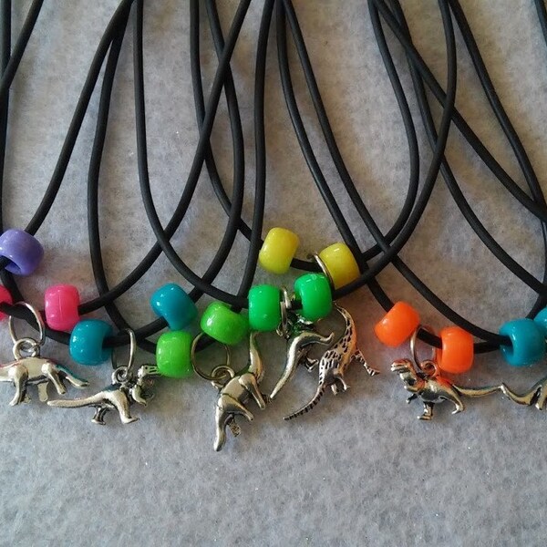 10 Dinosaur Necklaces Party Favors. Inspired Jurassic Park. Fast Shipping from USA,