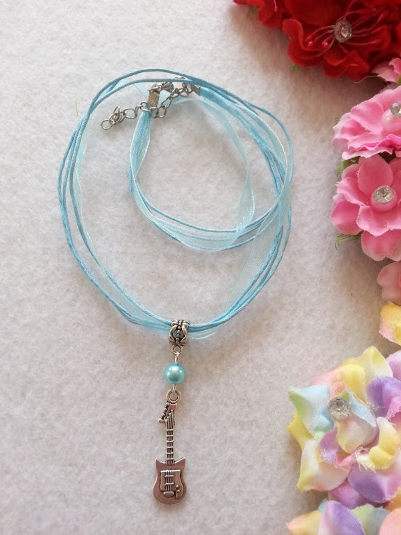 SNOW WHITE ARIEL 10 PET PALACE NECKLACES PARTY FAVORS MULAN TIANA CINDERELLA