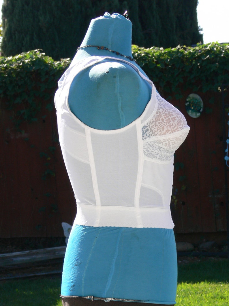 white boned corset size 34c