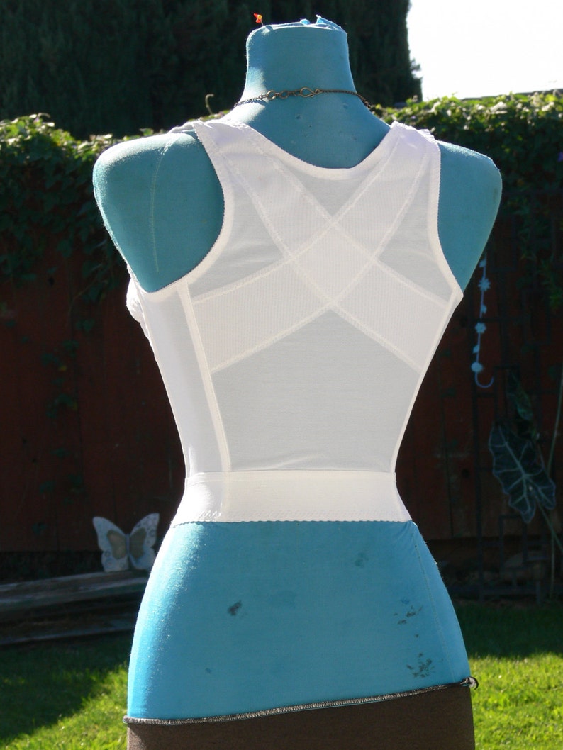 white boned corset size 34c