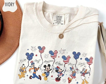 Camiseta retro de Mickey y sus amigos del 4 de julio con colores cómodos, camiseta con globo de Disney, regalo para el viaje familiar patriótico de Mickey 2026