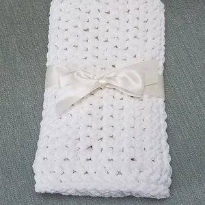 Bulky Baby Blanket Security Lovey PATTERN, Quick Easy Single Crochet Stitch, Chunky Fleece with Optional Fringe, Beginner Tutorial, PDF-2621 image 3