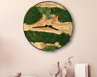 Handmade Round Olive Wood Wall Clock with Preserved Moss, Unique Housewarming Gift, Organic Modern Decor