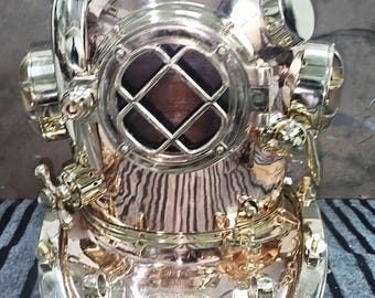 Vintage Brass Deep Sea Diving Helmet Replica – Nautical Maritime Decor & Collector’s Display Piece
