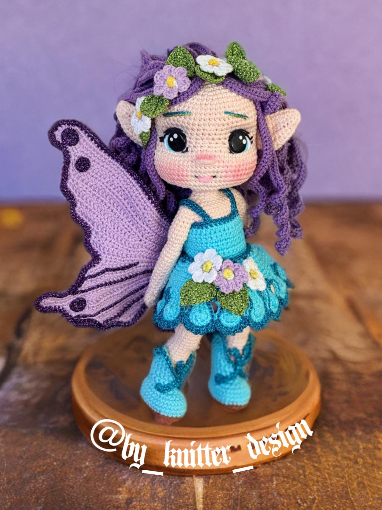 Muñeca De Hada Del Bosque Diane – 25 Cm De Tela Con Alas Y Vestido Rosa, Presentada En Caja De Regalo, Lavable A Máquina