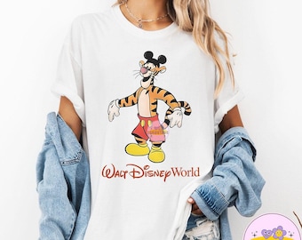 Fantasia engraçada do Tigrão com Mickey Mouse retrô PNG, Camiseta do Ursinho Pooh da Disney, Camiseta para viagem de amigas à Disneyworld, Camiseta para férias em família na Disneylândia