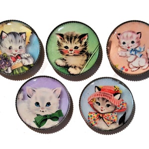 Retro Cats & Kittens magnet set