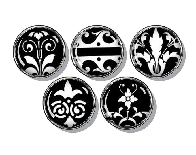 Floral black and white magnets