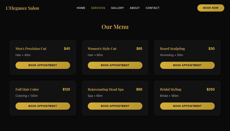 Puede incluir: Un men&uacute; de sitio web para L'Elegance Salon, que presenta servicios como cortes de pelo, esculpido de barba y tratamientos de spa. El men&uacute; se muestra sobre un fondo negro con texto y botones dorados. Los servicios incluyen Corte de Precisi&oacute;n para Hombres, Corte de Estilo para Mujeres y Peinado Nupcial.