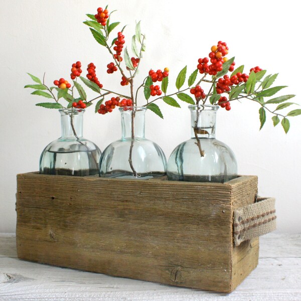 Big Wooden Bottle Display Crate/Caddy With Bottles