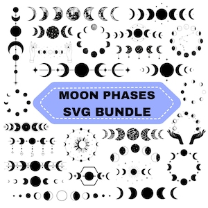 Puede incluir: Una colección de diseños de fases lunares en blanco y negro, que incluyen lunas crecientes, lunas llenas y elementos celestiales. La imagen presenta el texto "MOON PHASES SVG BUNDLE" en una pancarta azul claro.