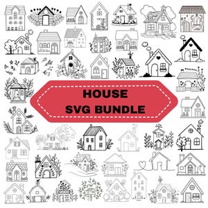 Op de afbeelding: Een verzameling handgetekende huisillustraties in zwart en wit. De afbeelding toont verschillende huisontwerpen, waaronder huisjes en moderne huizen, met bloemen- en hartaccenten. De tekst luidt "HOUSE SVG BUNDLE."