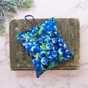 Hanging Balsam Fir Pine sachets - sachet for your drawers or bathroom - Maine Pine - small gift - air freshener for car - woods