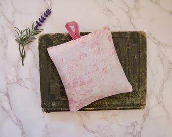 Hanging Lavender Sachet in a soft pink shabby chic : Natural Sleep Aid, Drawer Freshener