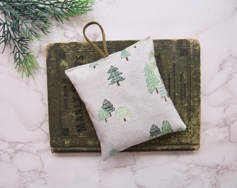 Hanging Balsam Fir Pine sachets - sachet for your drawers or bathroom - Maine Pine - small gift - air freshener for car - woods