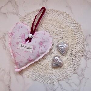 Hanging Heart Lavender sachet - Valentines day - Country house decor- room freshener-  Sachet pillow- valentines day - car fresh - heart