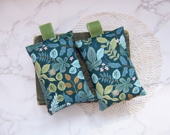 A set of two large lavender sachets - velvet hanging tap - green fabric-generous amount of lavender - Gift for a friend or a wedding-relax