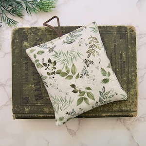 Hanging Balsam Fir Pine sachets - sachet for your drawers or bathroom - Maine Pine - small gift - air freshener for car - woods
