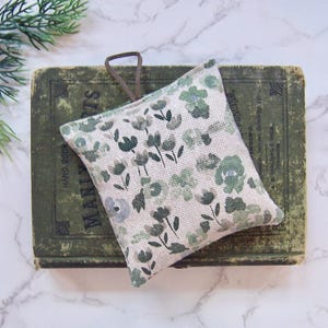 Hanging Balsam Fir Pine sachets - sachet for your drawers or bathroom - Maine Pine - small gift - air freshener for car - woods
