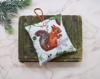 Hanging Balsam Fir Pine sachets - sachet for your drawers or bathroom - Maine Pine - small gift - air freshener for car - woods
