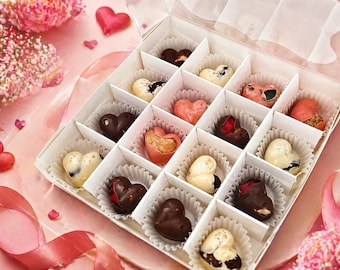 Chocolate Heart Box – Chocolate & Fruit, Perfect Gift