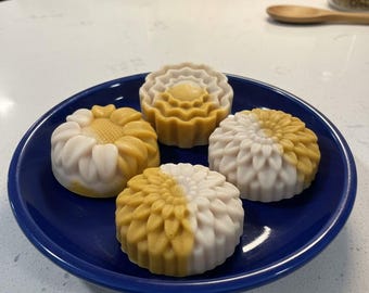 Alice's Orangey Flower Face Soap