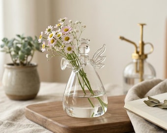 Mini Glass Vase with Flower, Borosilicate Glass Bud Vase, Small Decorative Vase, Cute Desktop Decor, Minimalist Home Accent