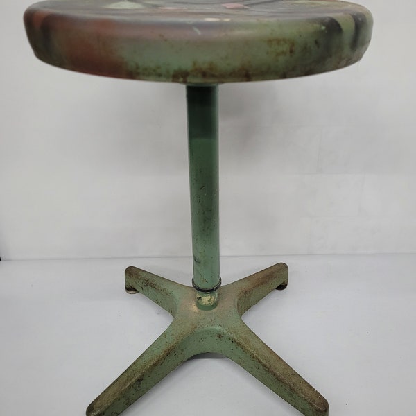 Mid Century 1950s Vintage Industrial Adjustable Height Metal Shop Draftsman Doctor Examination Stool