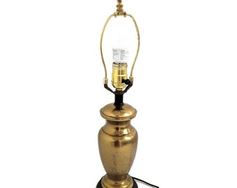 1970s Etched Brass Petite Accent Lamp Asian gold desk or table light
