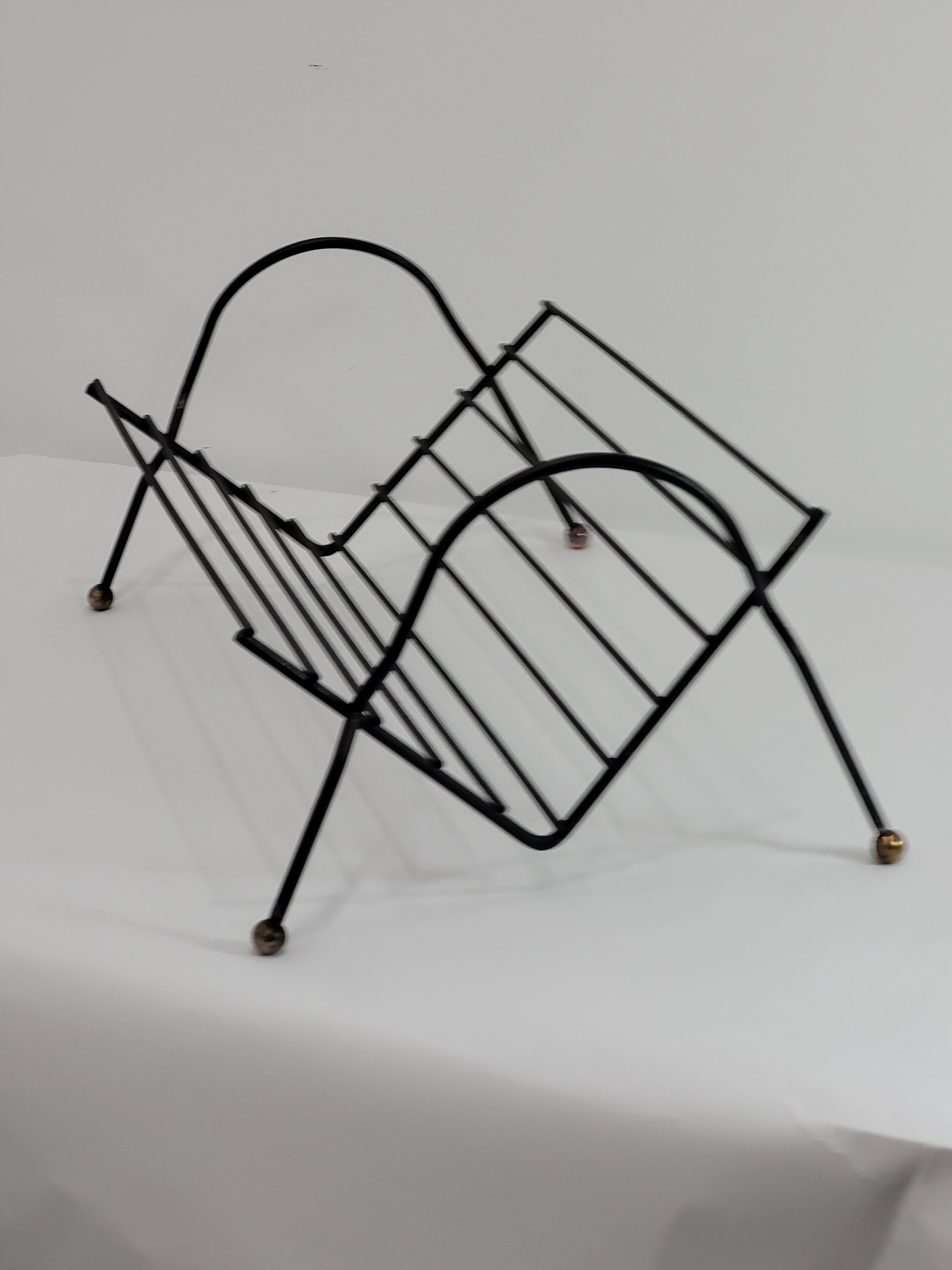 Metal Book Stand – Varyer Shop