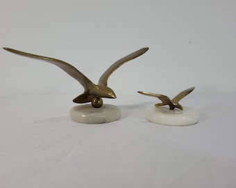 Mid Century Modern Seagull Brass Sculpture Statue Table Top Art White Marble Base Ocean Beach Decor