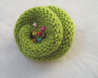 Knit Flower Pin Brooch, Beads Wool Women Accessories, Rustic Beaded Jewelry, Fiber Crochet Girl Gift, 3"