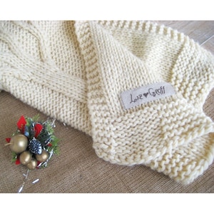 Grobstrick Wurfdecke, Decke gestrickt mit Zopfmuster, Vintage Look Decke, Baum des Lebens, Boho Decke, personalisiert 60x40 cm