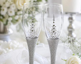 Luxury Crystal Champagne Flutes, Rhinestone Wedding Glasses, Glam Toasting Flutes, Elegant Champagne Glasses, Bridal Gift